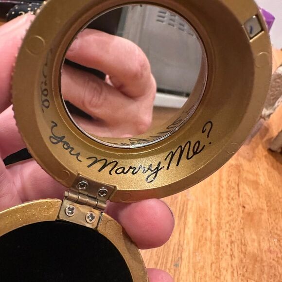 Mickey Mouse engagement box ornament - Picture 4 of 5